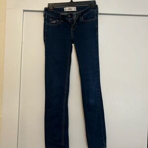 Hollister girls jeans 24wx31L, girls size 12